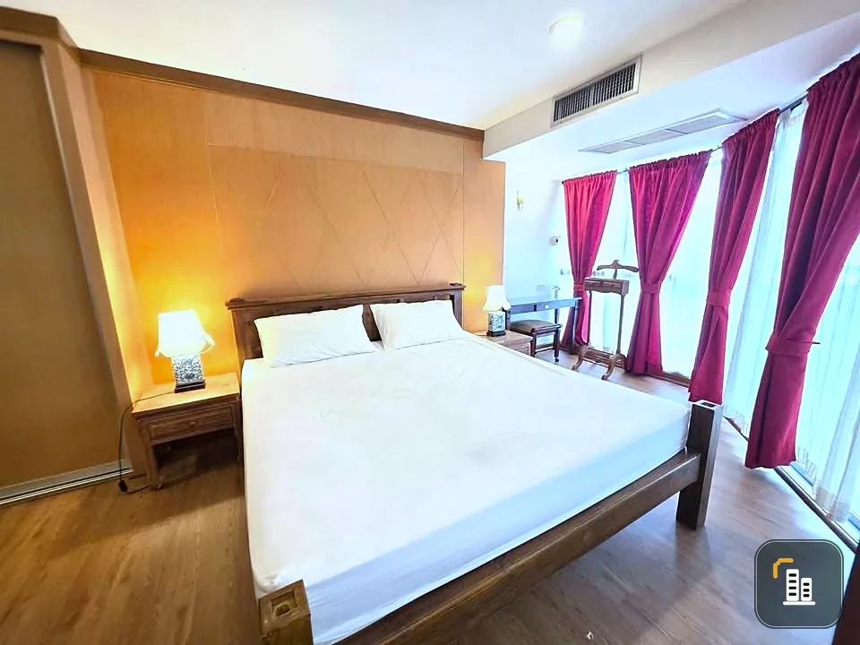 Condo in a great location, in the heart of Sukhumvit, convenient transportation, near BTS Phrom Phong.