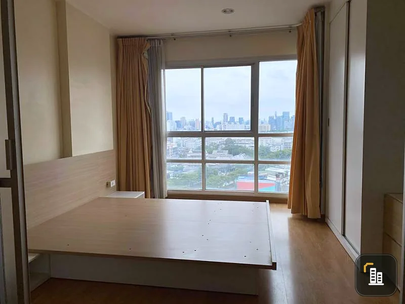 Condo for sale, U Delight @ Bang Sue, 1 bedroom, 1 bathroom, with a wide balcony. View of the riverbank passing by Hurry up to reserve before anyone else.