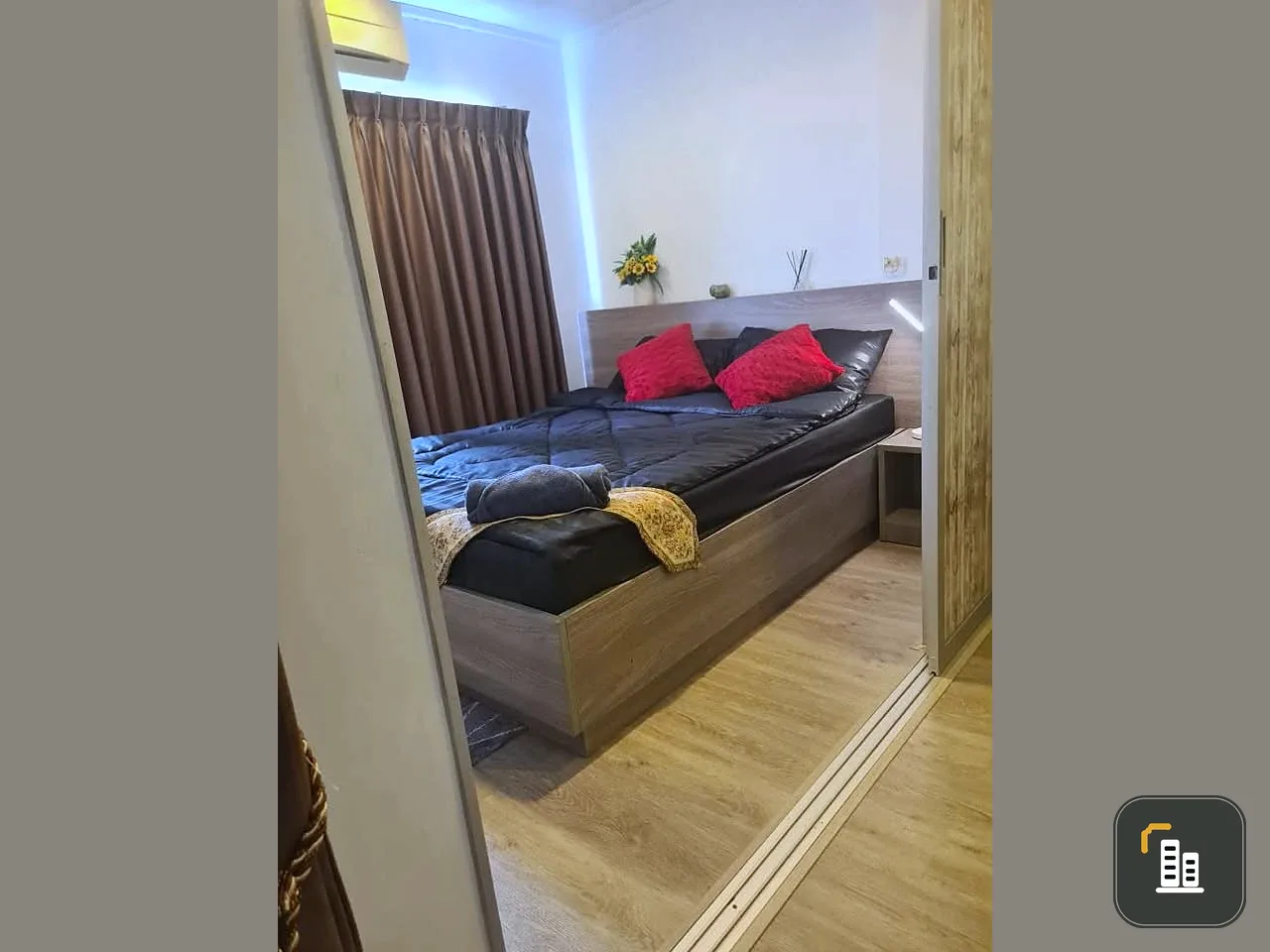 For sale or rent at The Grass Pattaya. Nice room, fully furnished, beautiful sea view. Move in with just your luggage!