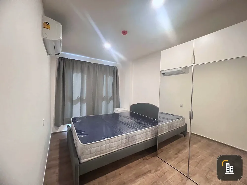 For rent: Aspire Pinklao - Arun Ammarin. Pool and garden view. Room is far from the garbage room and elevator, ensuring peace and quiet. Don't miss ou