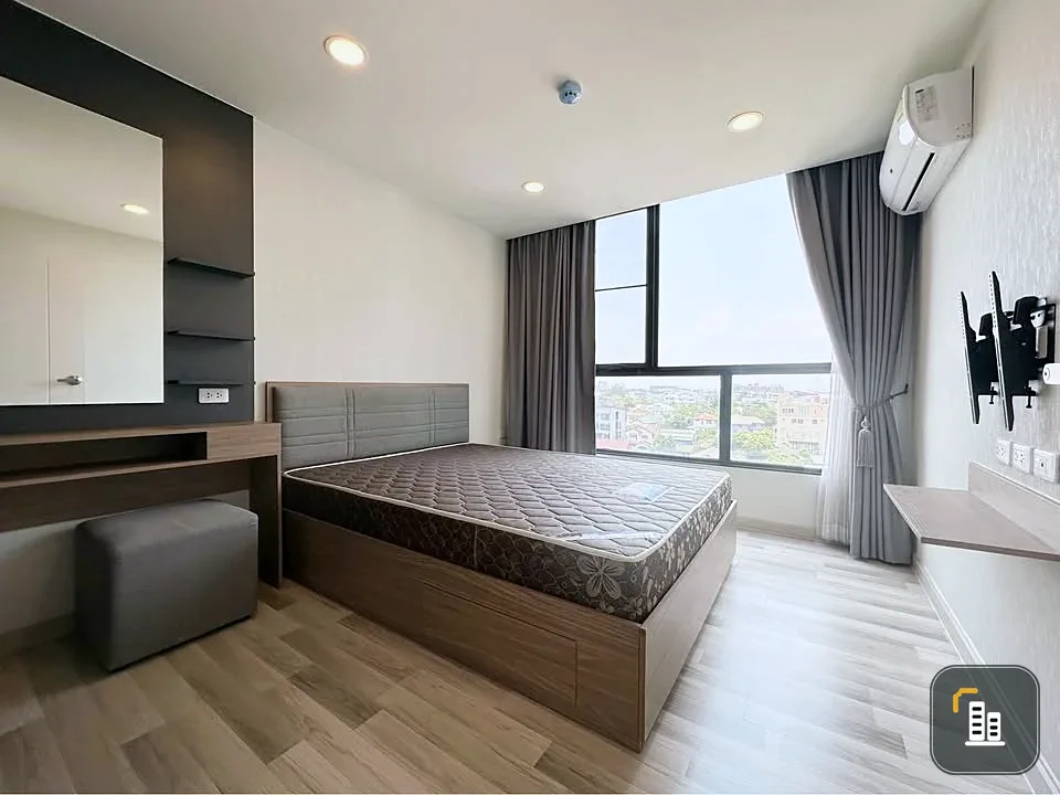 Selling The Cube Premium Ramintra 34. Beautiful unit, excellent condition, well-designed with separate room areas. Reserve now to secure your unit!