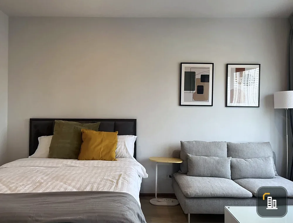 For rent: Life Rama 4 - Asoke, 17th floor. Beautifully furnished and ready to move in. Book now!