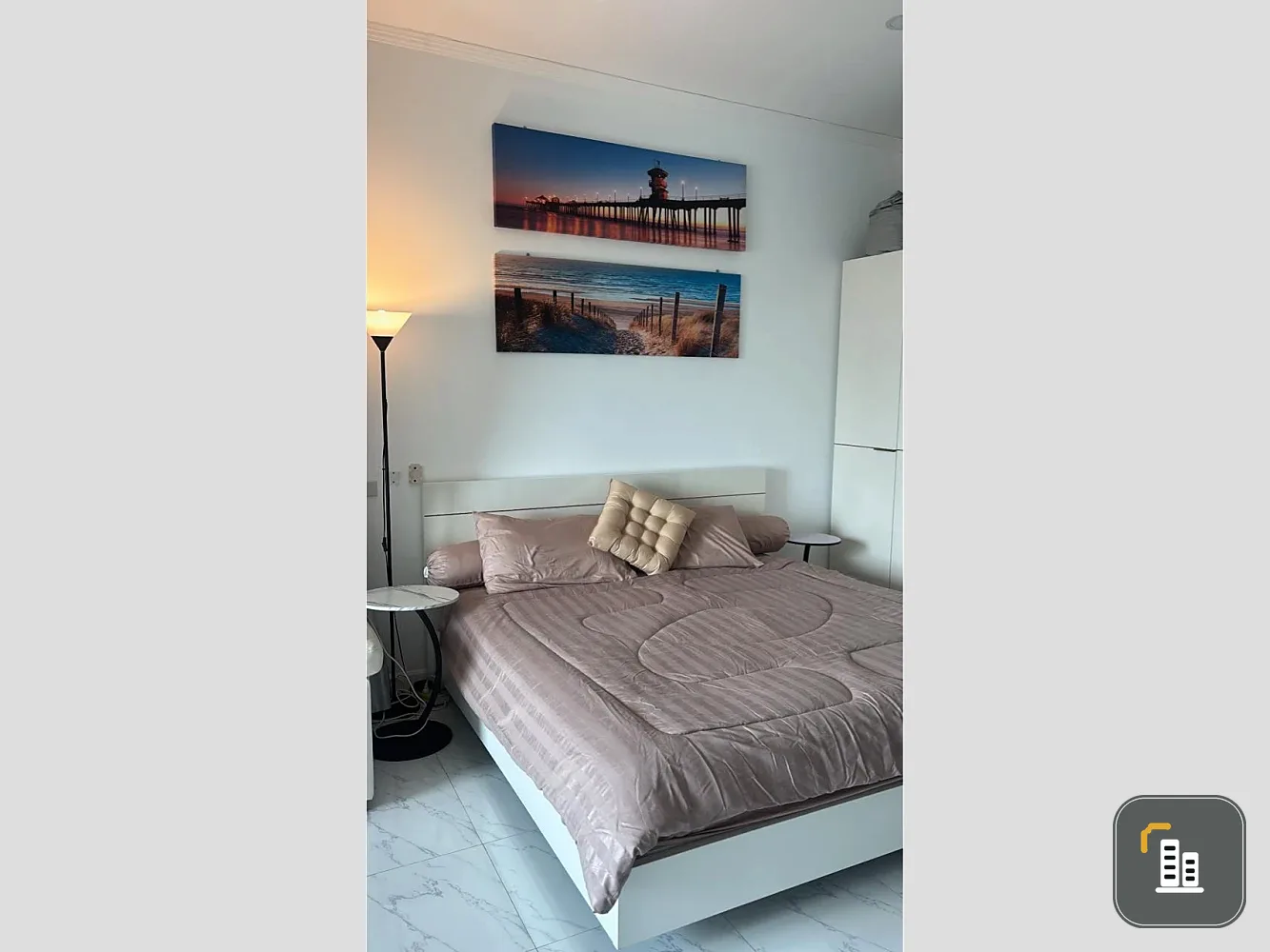 For rent: Sea view condo, high floor, spacious and comfortable. Book now!