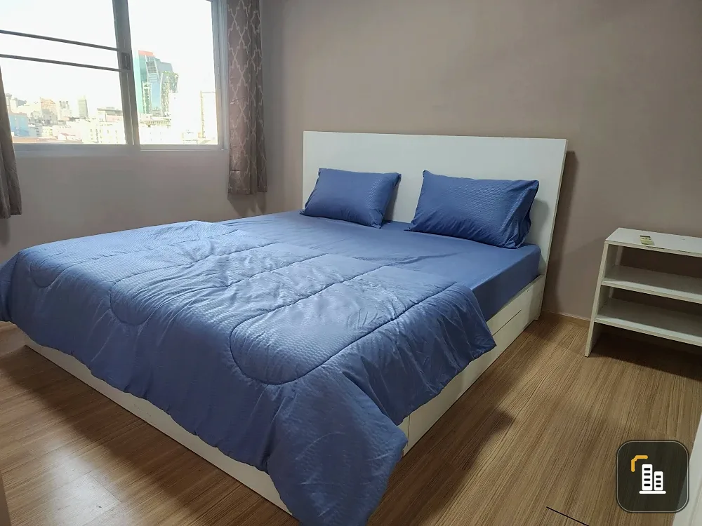 Selling A Space Asoke-Ratchada condo. Spacious and comfortable, fully furnished with appliances. Just bring your suitcase!