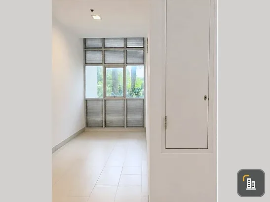 Urgent sale! The Parkland Srinakarin, corner unit, private, 66 sq m, balcony with beautiful view, 1st floor. Grab it now!