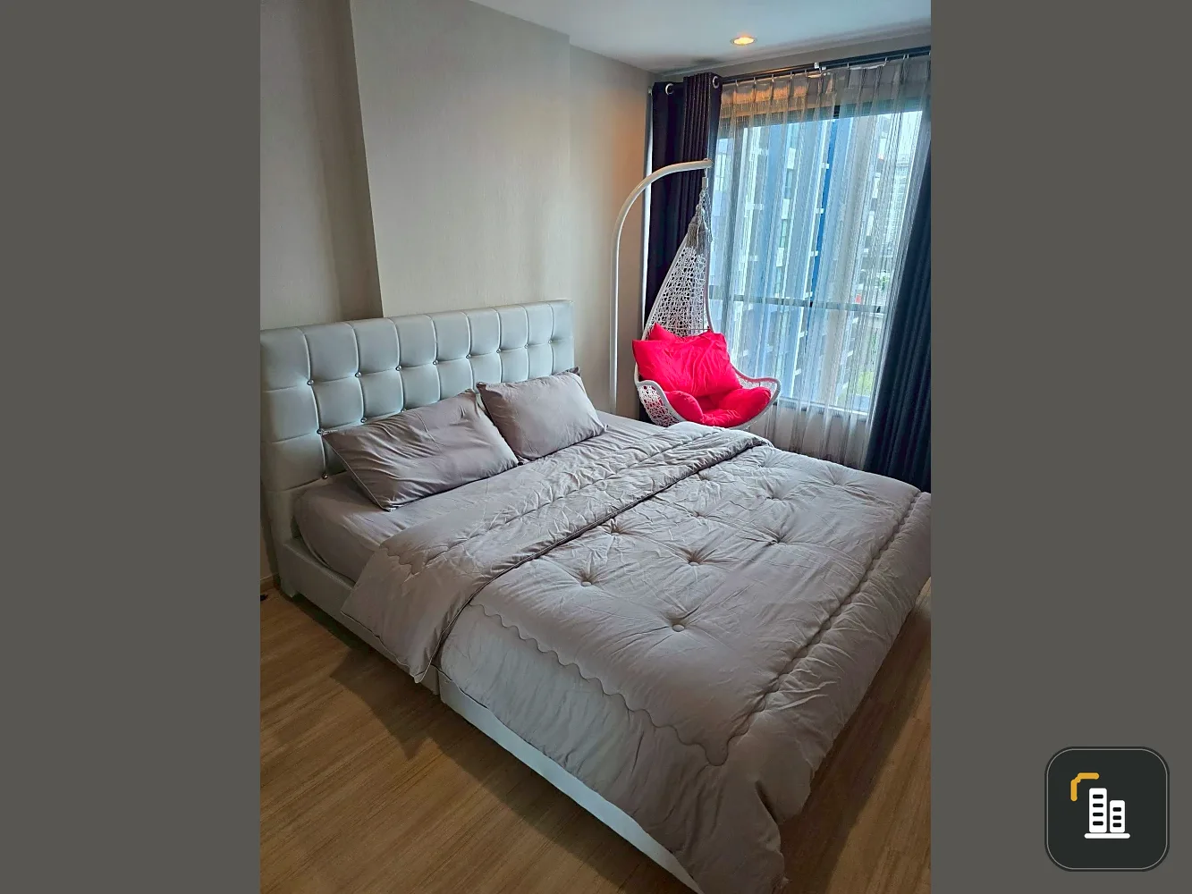 Urgent sale! The Base Rama 9 - Ramkhamhaeng. Ready-to-move-in units with complete amenities. Book yours today!
