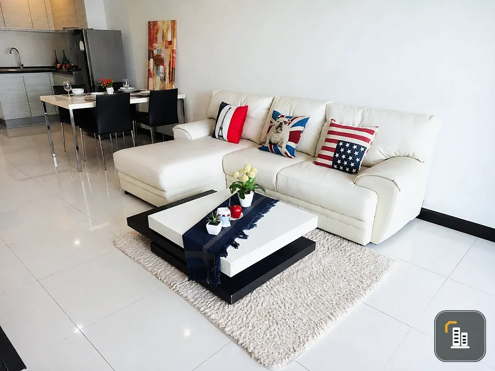 Selling a 2-bedroom, 1-bathroom fully furnished condo at Bangna Residence. Enjoy stunning Chao Phraya and city views with no obstructing buildings.