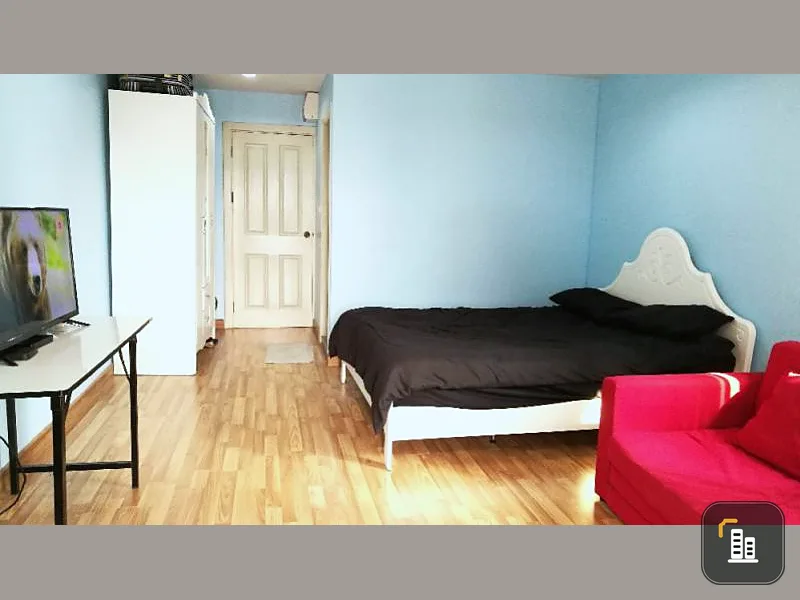** Condo for sale Regent Home 20 Prachachuen 16 ** corner room does not block the view Complete electrical appliances and furnishings