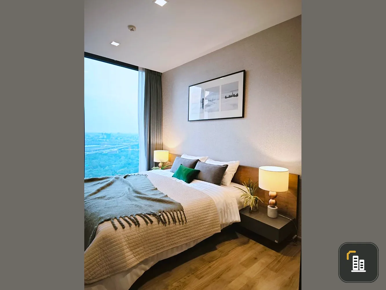 For rent: The Line Jatujak, 16th floor. Beautifully furnished and ready to move in. Book now, don't miss out!