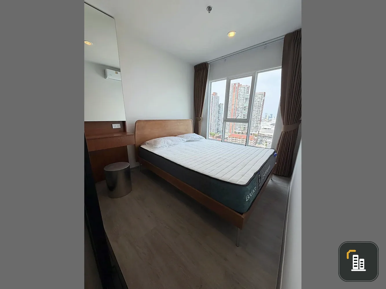 For rent: Regent Home Bangna, 28 sq m. Unobstructed view, golf course view, not exposed to direct sunlight, not next to the garbage room. Don't miss o
