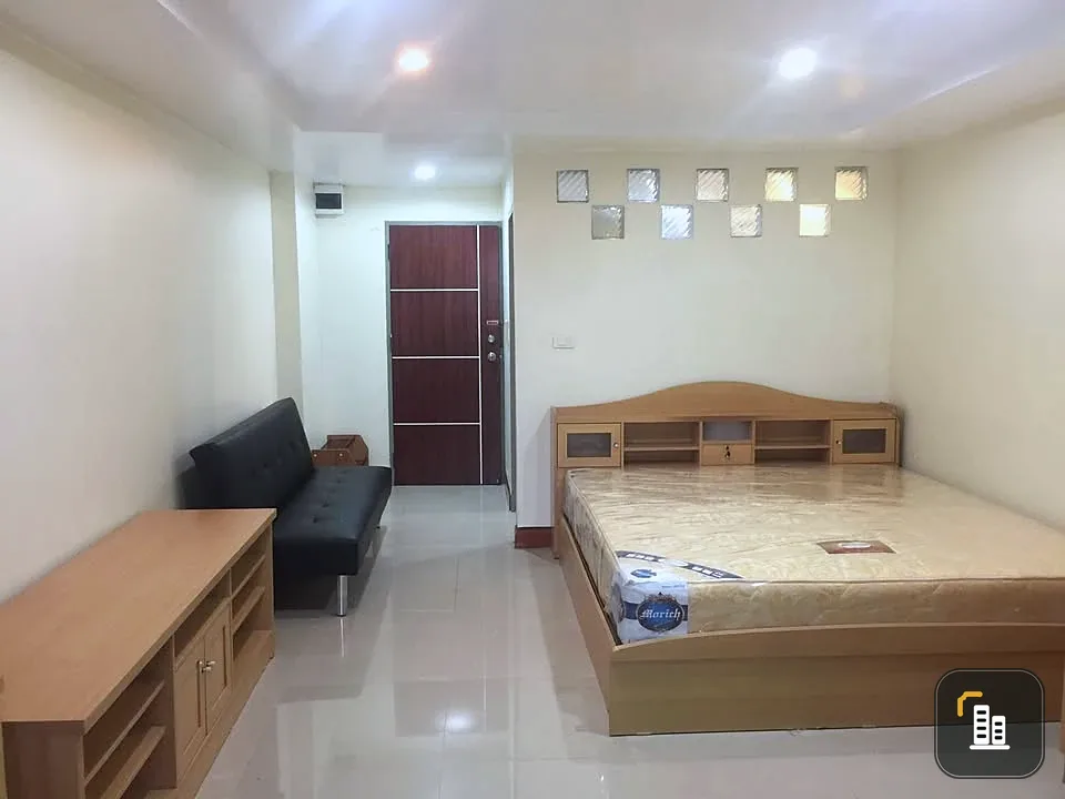 For rent: Regent Home IV Sukhumvit 85. Ready to move in. Affordable price. Don't miss out! Book now before it's too late!!!
