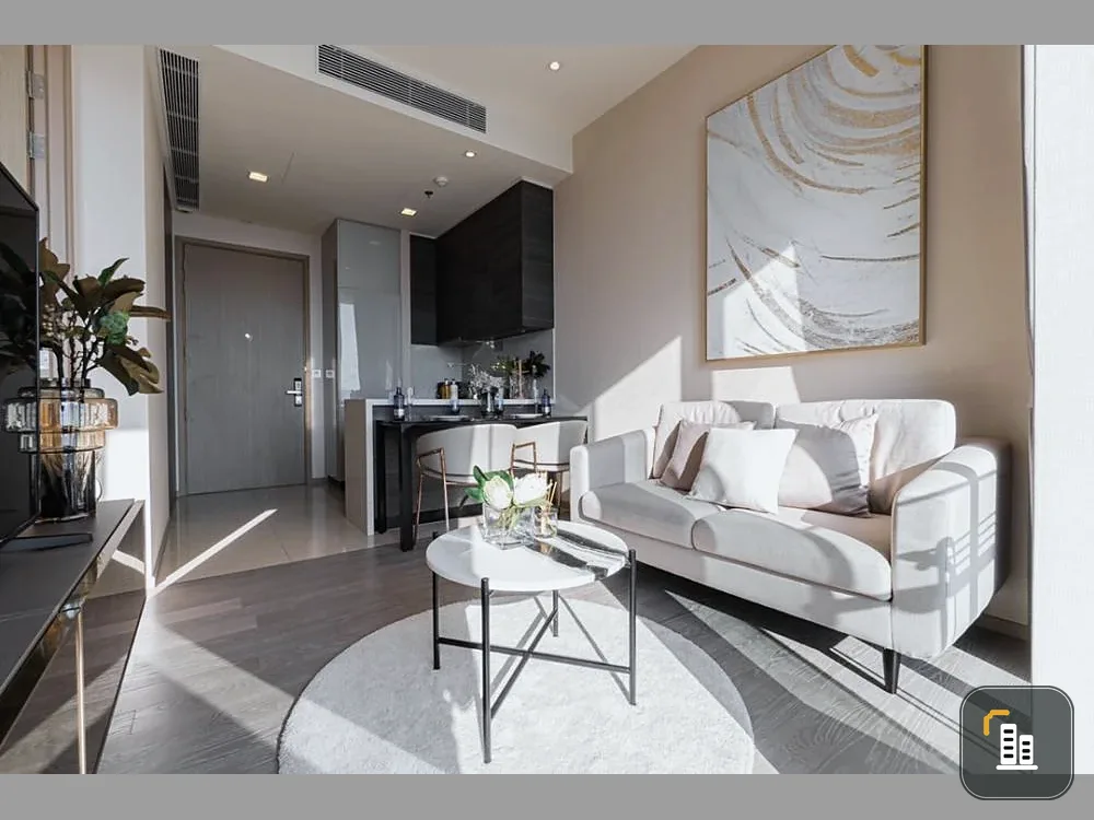 For rent: The ESSE Asoke, 26th floor, east-facing corner unit, fully furnished, very livable. Book now!