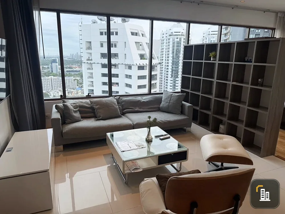 For rent: The Emporio Place, high floor, beautiful city view, fully furnished with appliances, ready to move in.