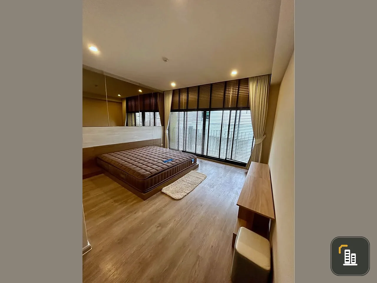 For sale or rent: Noble Above Wireless-Ruamrudee, corner unit, 7th floor. Private and beautifully decorated. Don't miss out!