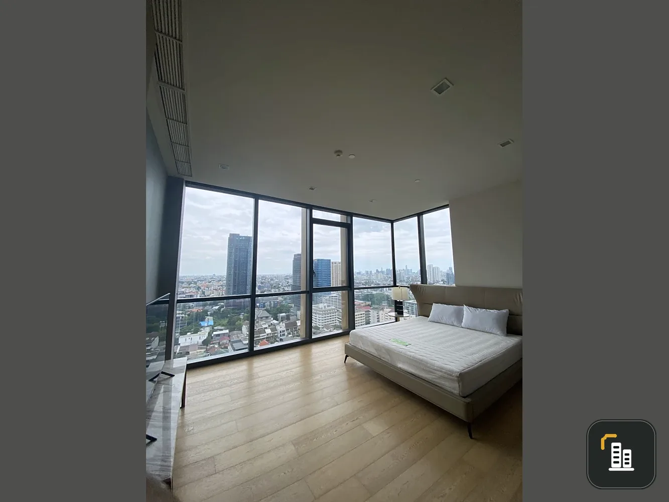Luxury Condo for Rent The Monument Thong Lo