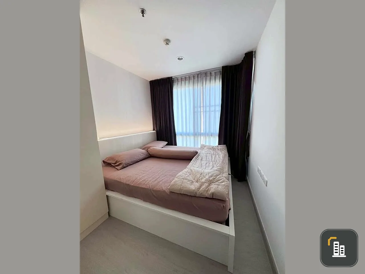 For rent: The Base Sukhumvit 77. A lovely unit, fully furnished with all amenities. Book now!