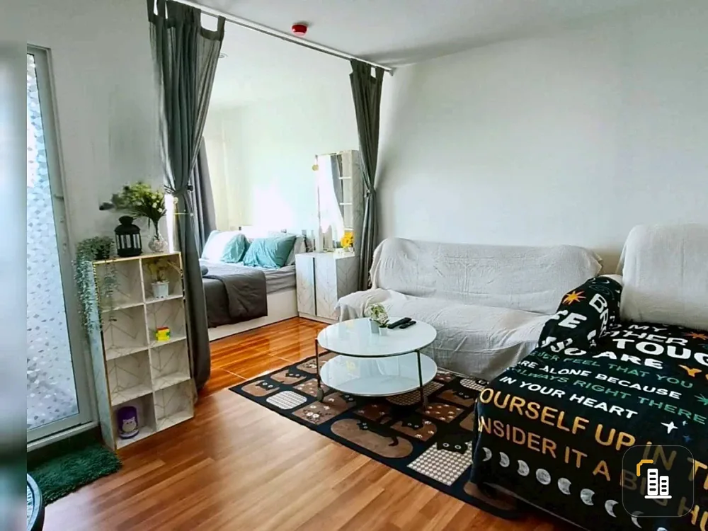 Selling a lovely Regent Home Bangson unit on the 9th floor. Fully furnished with a clear, open view. Book now!