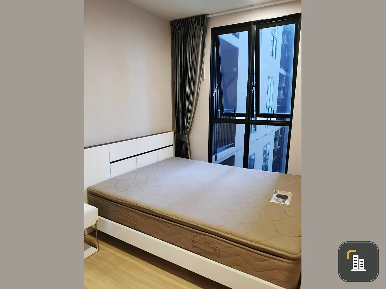 For sale or rent: Plum Condo Pinklao Station. Ready to move in, fully furnished, amazing price! Book now!