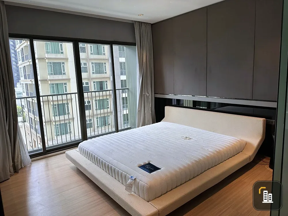 For rent: Noble Solo, spacious and very comfortable unit, fully furnished. Book now!