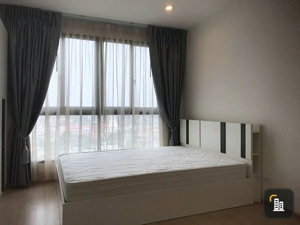 Selling Ideo Wutthakat condo, high floor, north-facing balcony, cool breeze, no direct sunlight. Move in now, don't delay!