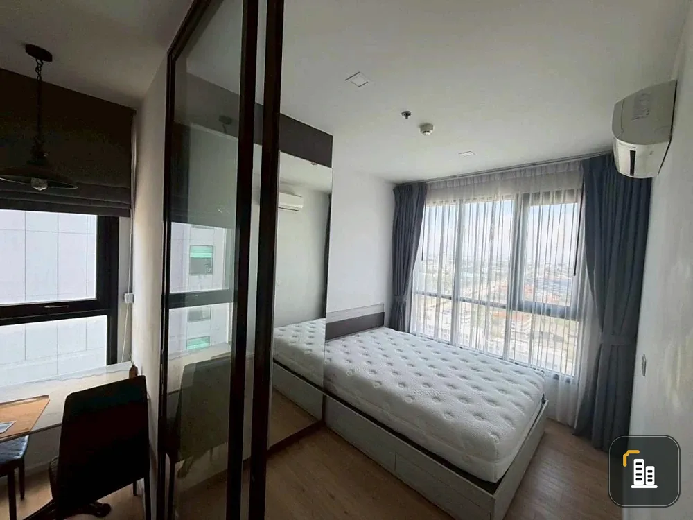 Condo for rent: Notting Hill Leamchabang, high floor unit, fully furnished. Book now!