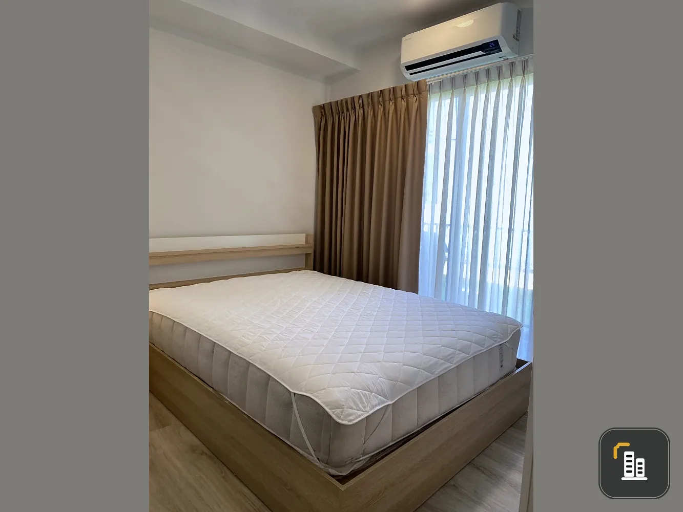 Newly Renovated Condo for SALE - Prime Ratchada-Huai Khwang Location Quintara M'Jan Ratchada - Huai Khwang