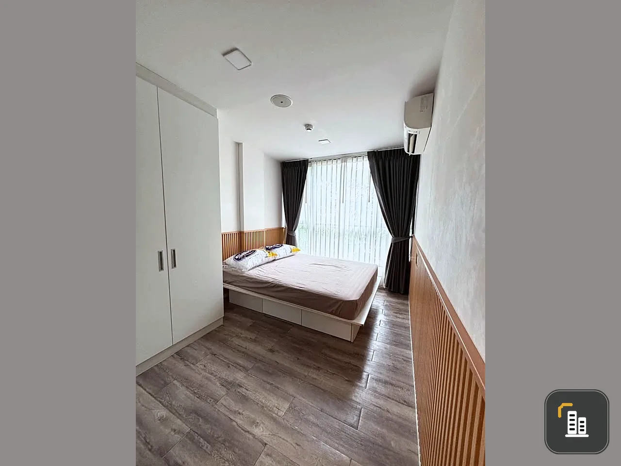 Selling Atmoz Chaengwattana condo, 3rd floor, fully furnished with all amenities. Book now!
