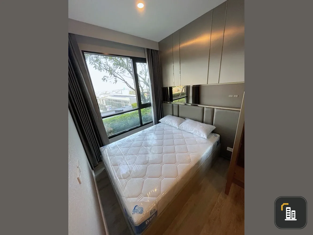 For rent: Knightsbridge Sukhumvit-Thepharak, 11th floor, fully furnished, very livable. Book now!