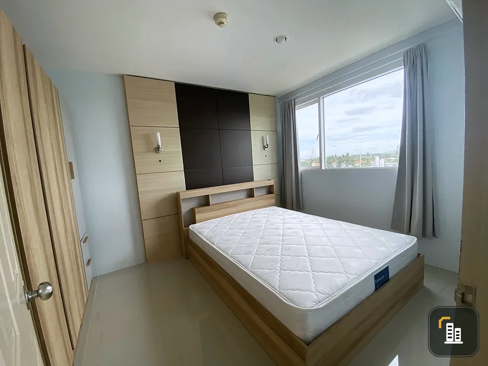 Selling a ready-to-move-in condo at Metro Park Sathorn. Fully furnished. Just bring your suitcase!
