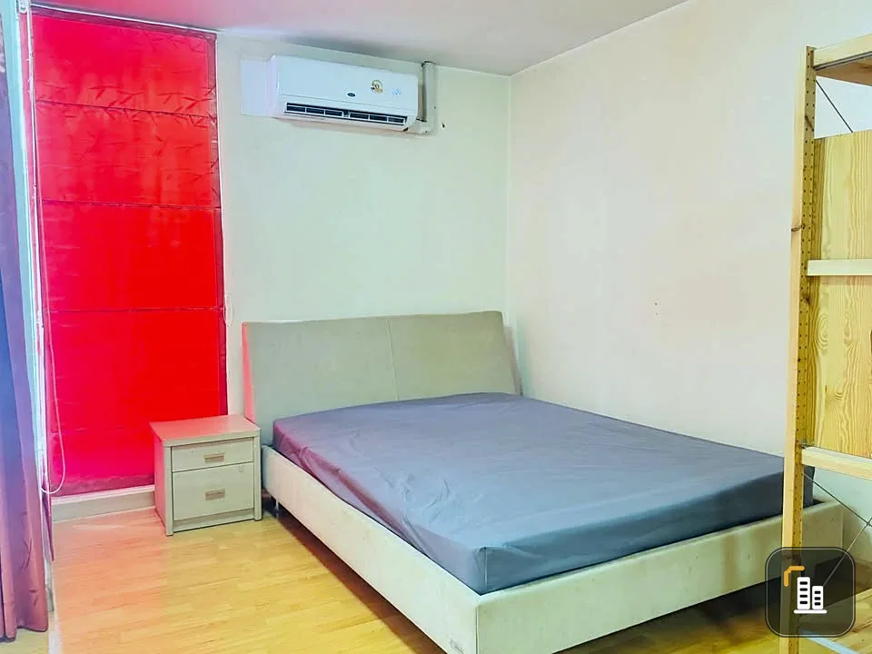 The Star Condominium for sale. Ready to move in, fully furnished. Book now!
