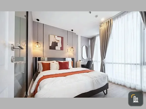 Selling 1-bedroom unit at Bangkok Horizon Sathorn-Narathiwas. Spacious living area and complete amenities. Book now!