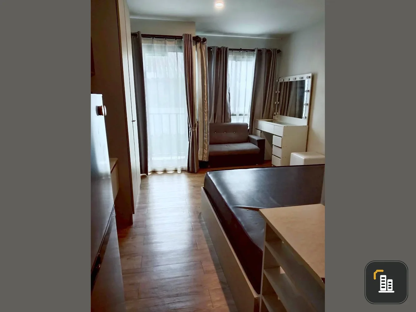 Urgent sale! Notting Hill Phahol-Kaset studio apartment, fully furnished, great price. Book now!