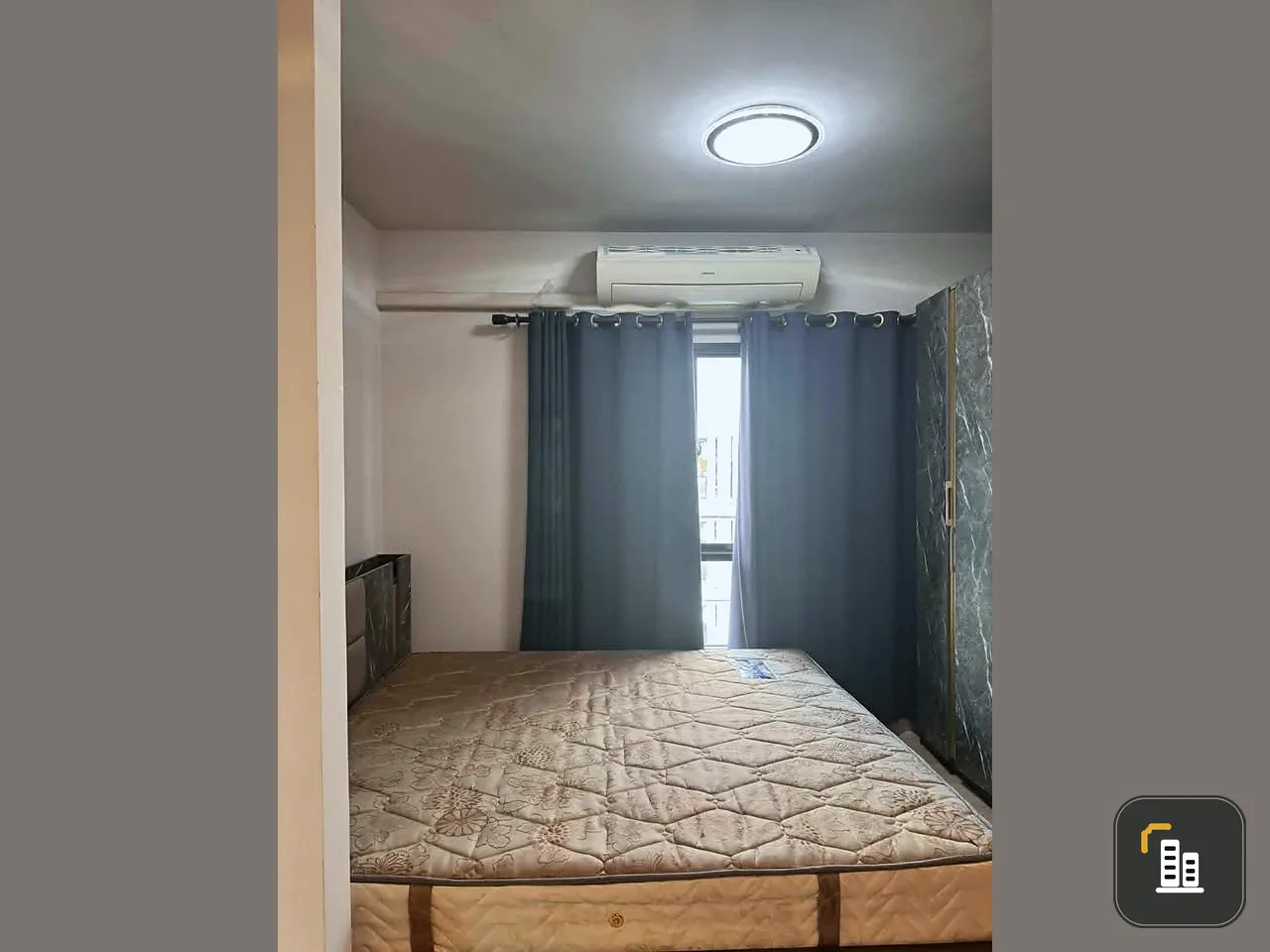 Selling UNIO Ramkhamhaeng - Serithai condo, fully furnished. Just bring your suitcase and move in!