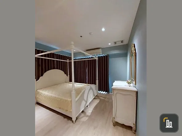 Selling Whizdom Station Ratchada–Thapra, 12th floor, fully furnished and ready to move in.