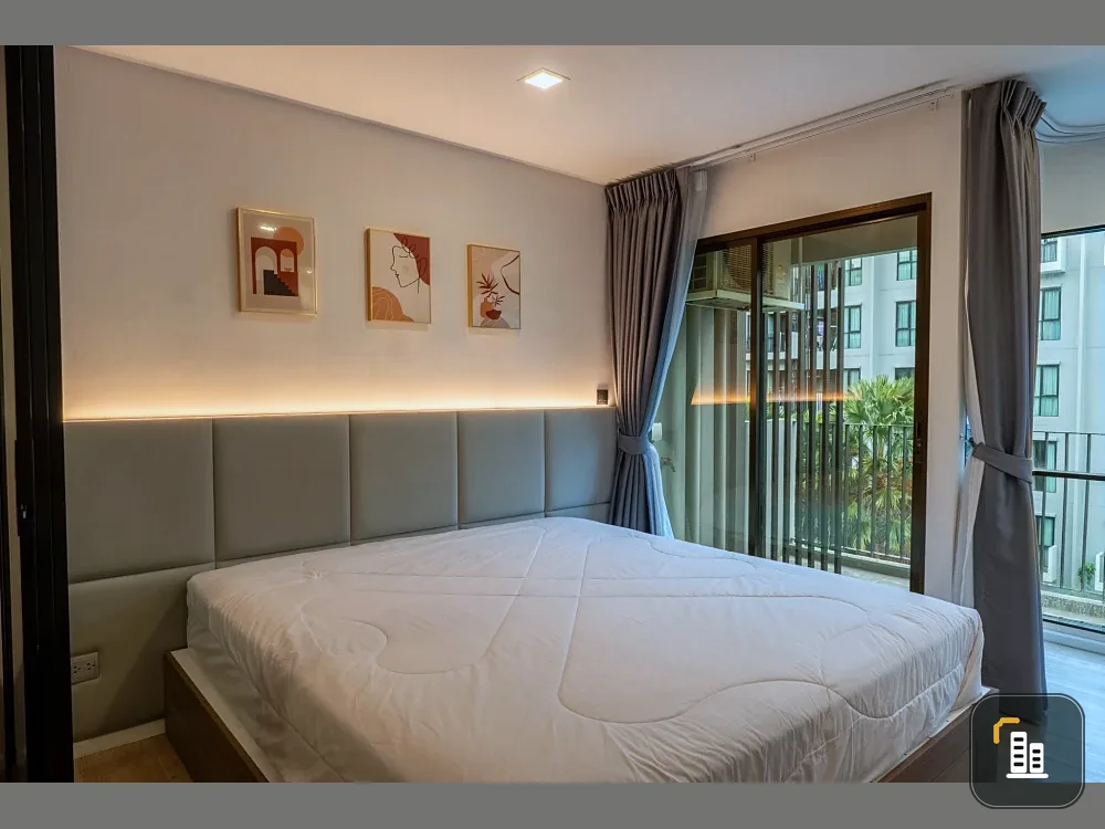 Kave Town Shift condo for rent. Nice room, fully furnished, great location, pool view. Book now!