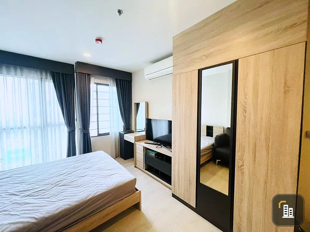 Selling RHYTHM Asoke 2 high-floor units, fully furnished and equipped with appliances. Book now!+++