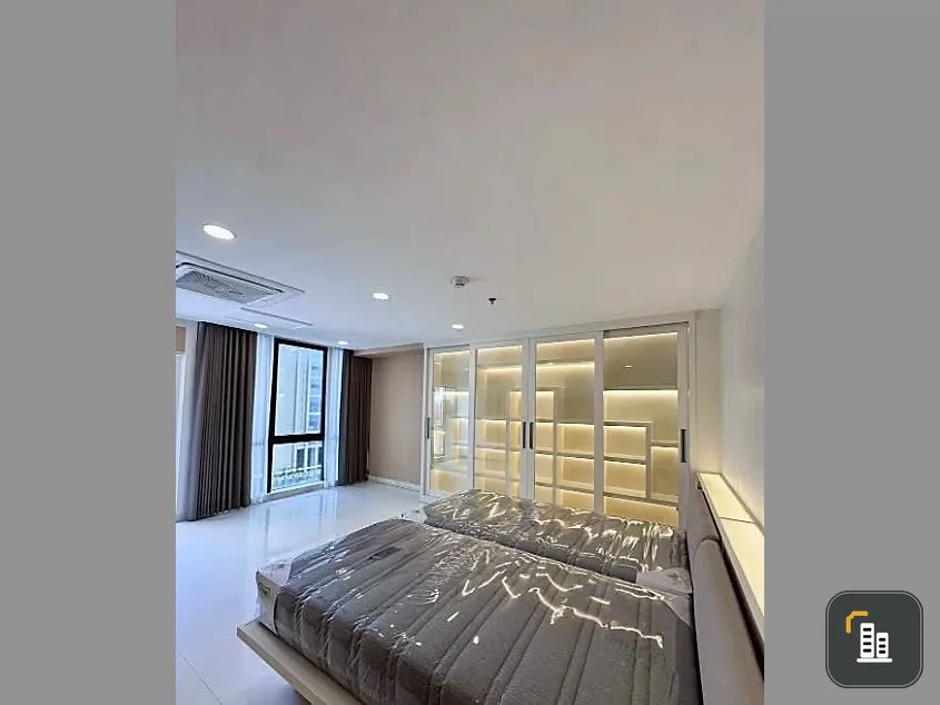 Spacious and comfortable Lumpini Park View apartment for rent, perfect for families. Fully furnished. Book now!