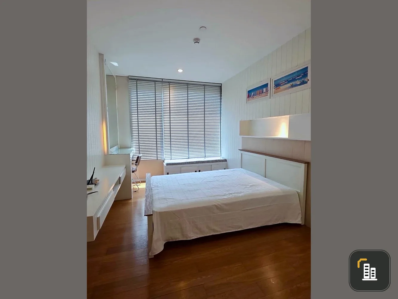 For rent: Wind Sukhumvit 23, 7th floor, pool view, fully furnished. Book now! Don't miss out!