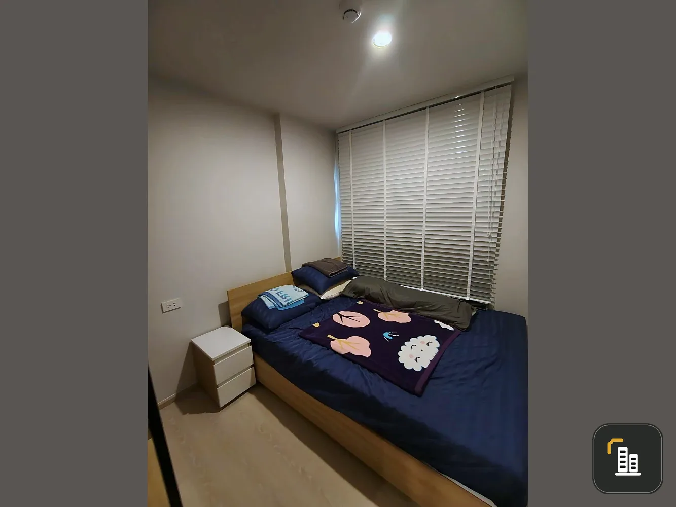 Selling Nue Connex Condo Donmuang, Building E, 1st floor, poolside. Ready to move in, fully furnished with appliances.