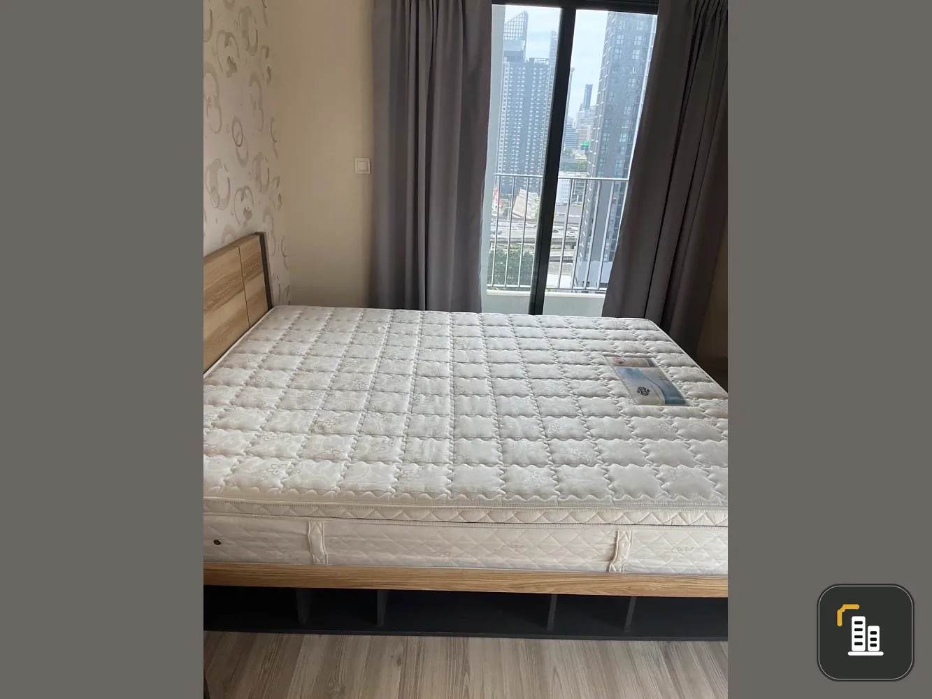 For rent: Ideo Mobi Rama 9, 18th floor. A lovely, fully furnished unit. Book now!