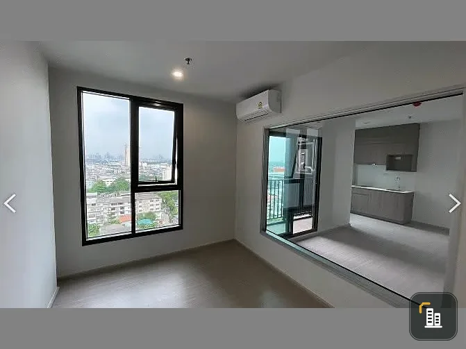 Selling The Parkland Phetkasem 56, 1 bedroom, 1 bathroom unit. Spacious living area, great location, beautiful view. Book now!