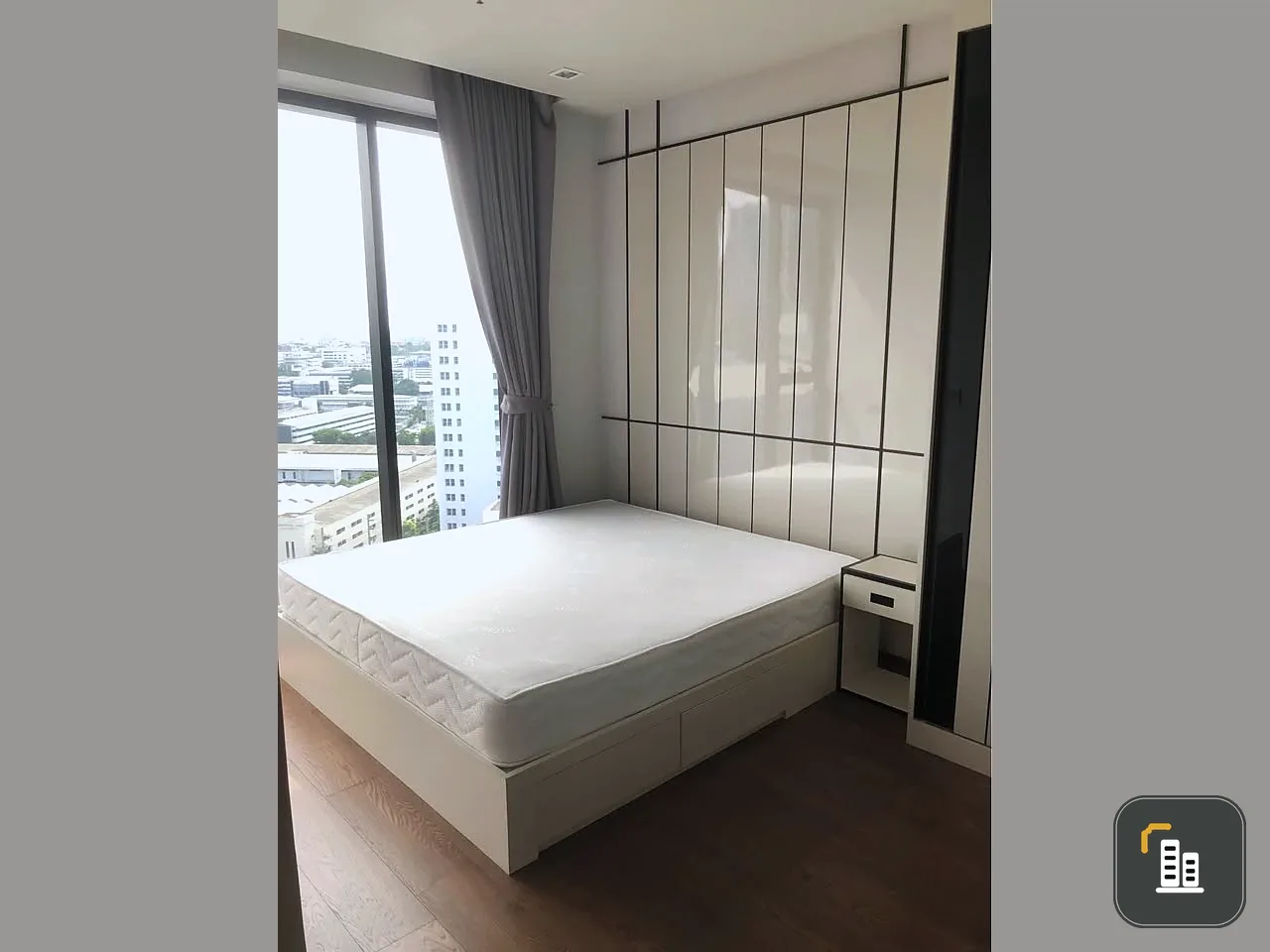 For sale or rent: Ideo Q Victory condo, ready to move in, 19th floor with high floor view, fully furnished. Book now!