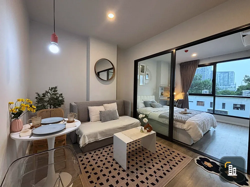 Blue Sukhumvit 89 for rent. Simply decorated but stylish and very livable. Book now before it's too late!