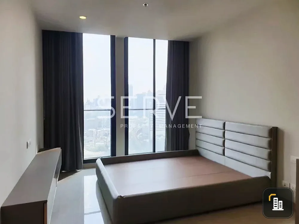 A rare find – a large, luxurious condo in the heart of the city, Noble Ploenjit.