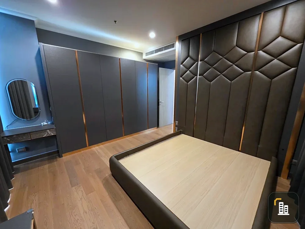 For rent: Supalai Oriental Sukhumvit 39, 2 spacious bedrooms, fully furnished with appliances. Don't miss out!