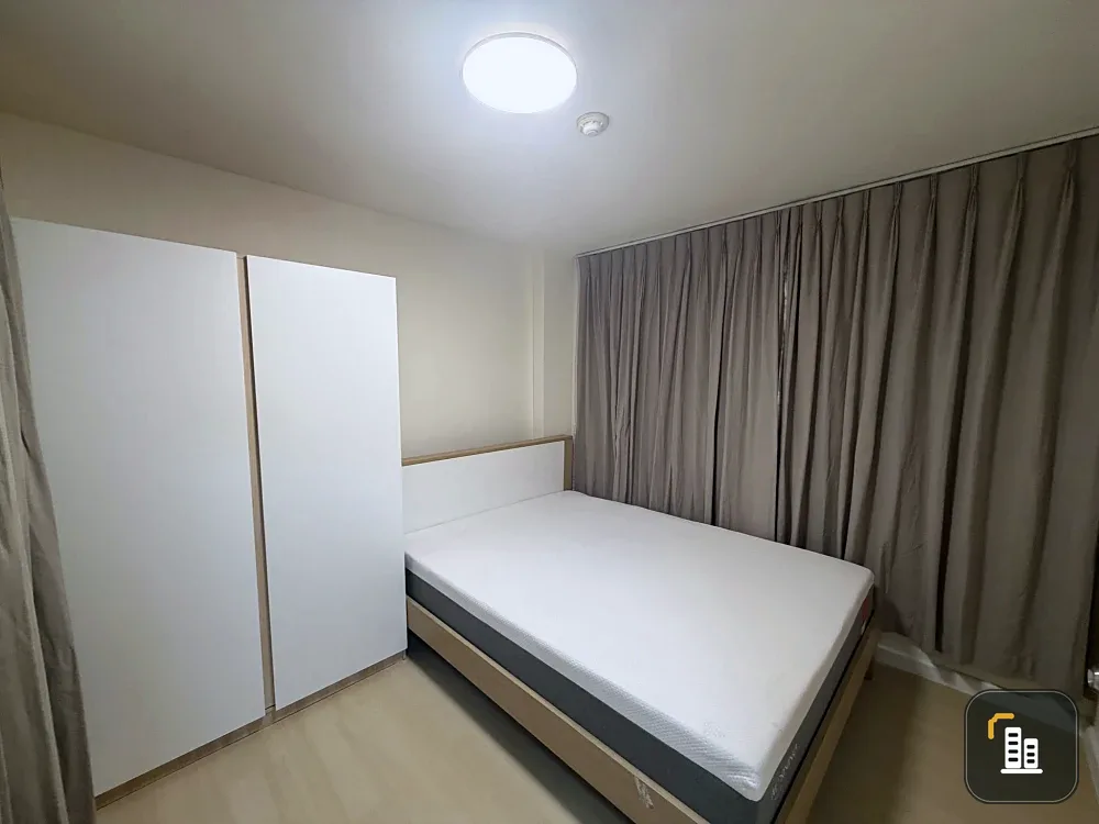 For rent: Lumpini Condo Town Bodindecha-Ramkhamhaeng. Ready to move in, fully furnished. Book now!