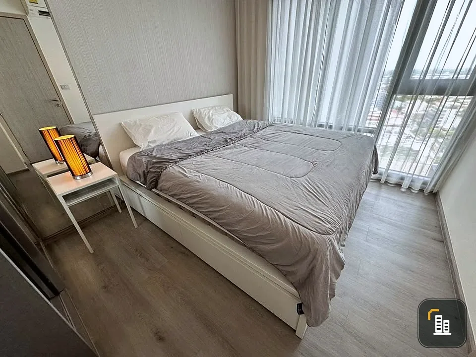 For rent: Rhythm Sukhumvit 36-38, 1 bedroom, fully furnished, in a great location. Just bring your bags and move in!