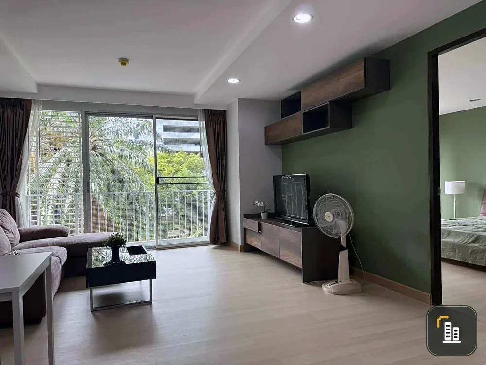 For rent: Abstract Phahonyothin Park, Building A, 3rd floor, garden view. Quiet atmosphere, very spacious room.