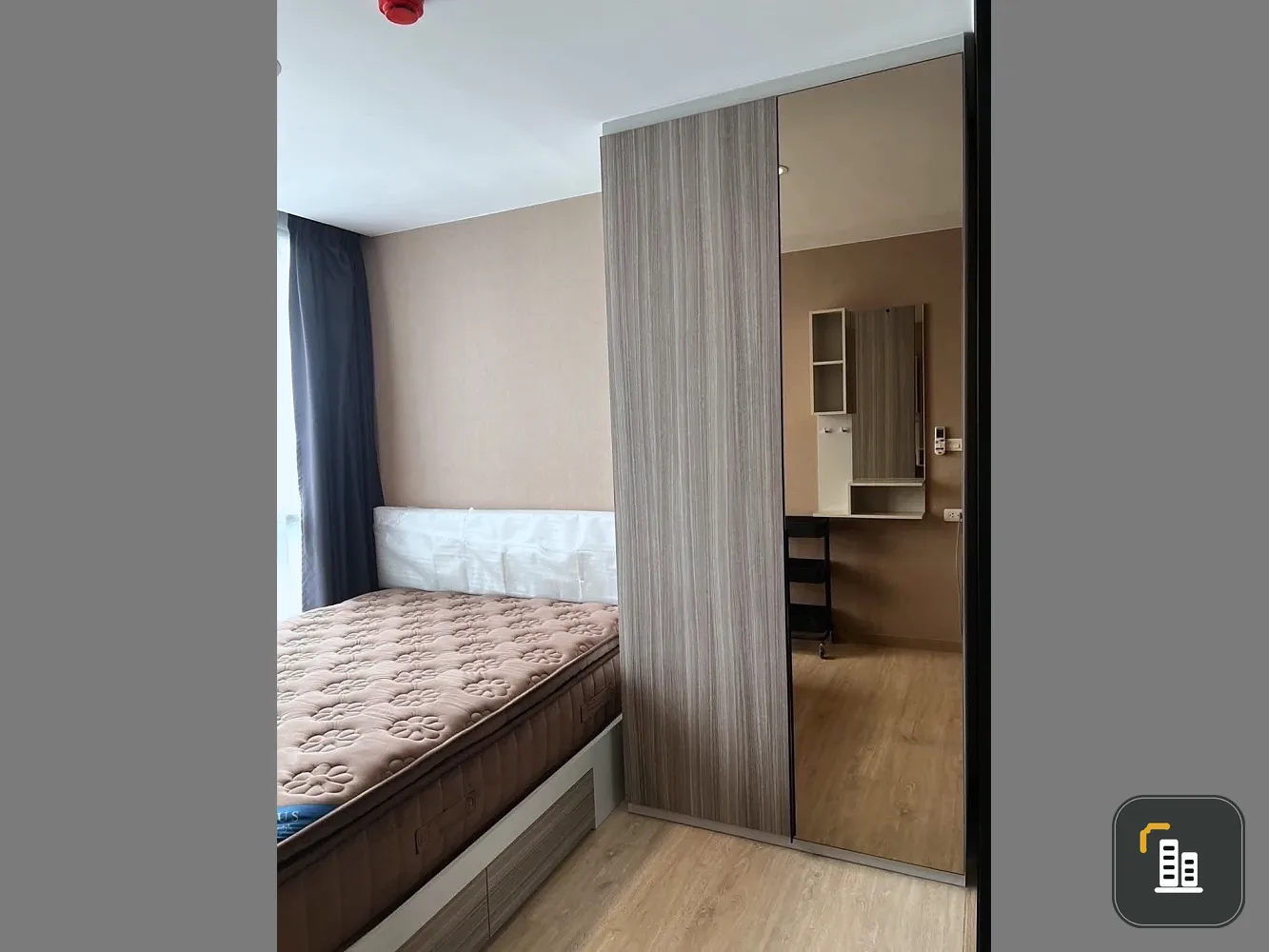 For rent/sale: The Cube Urban Sathorn-Chan, 5th floor. Fully furnished with appliances. Don't miss out!