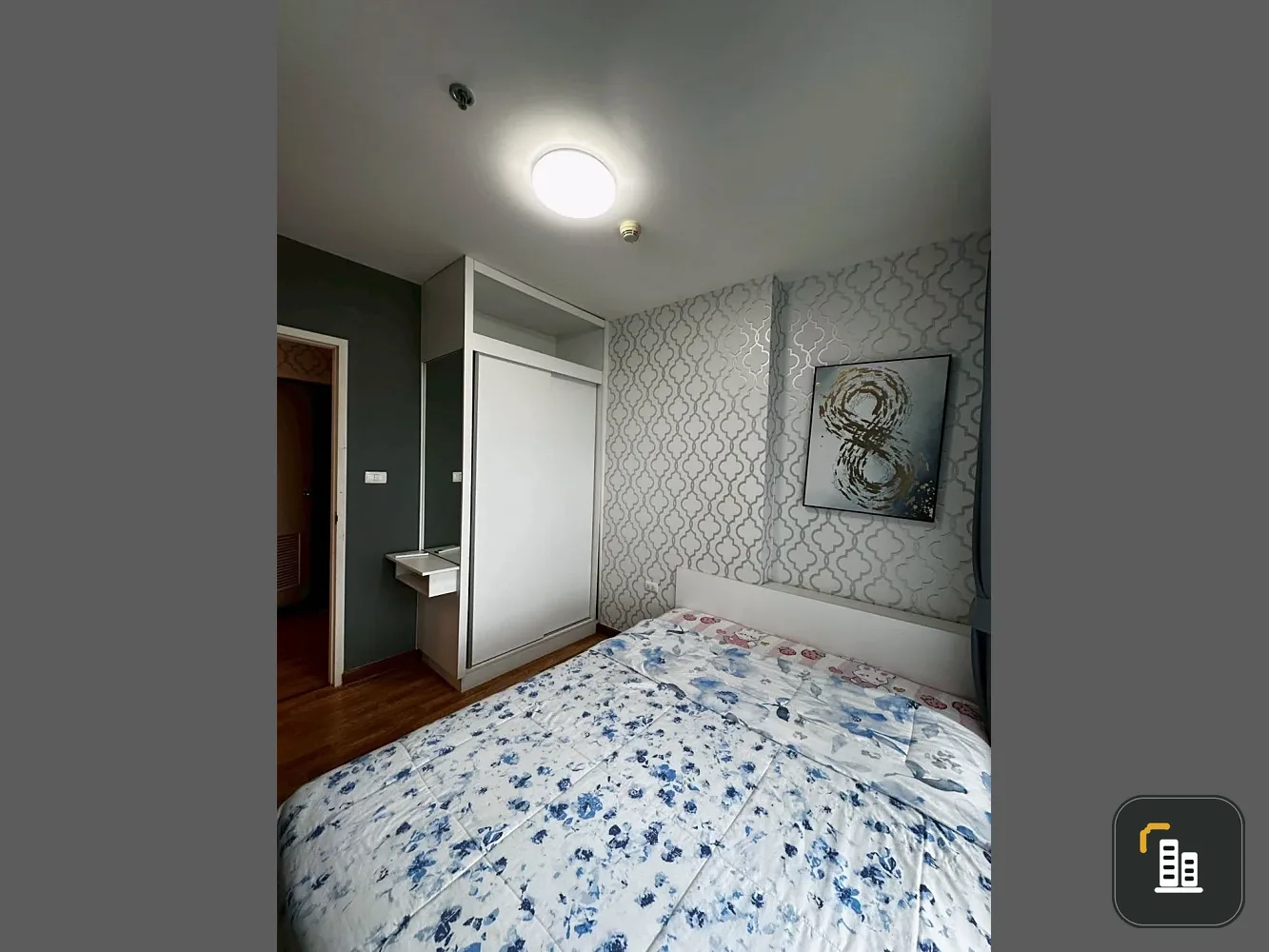 Selling The Trust Condo South Pattaya, 1 bedroom, 1 bathroom. High-quality wallpaper, pool view. Don't miss out!